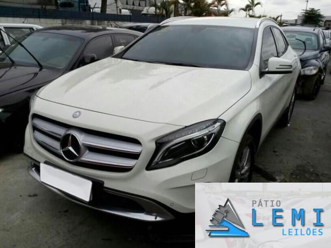 MERCEDES BENZ GLA 200 16/16 MERCEDES BENZ GLA 200 16/16