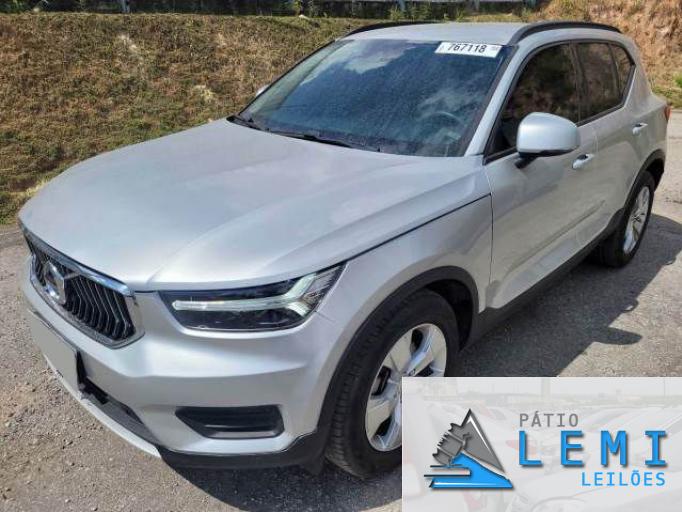 VOLVO XC40 18/19 VOLVO XC40 18/19