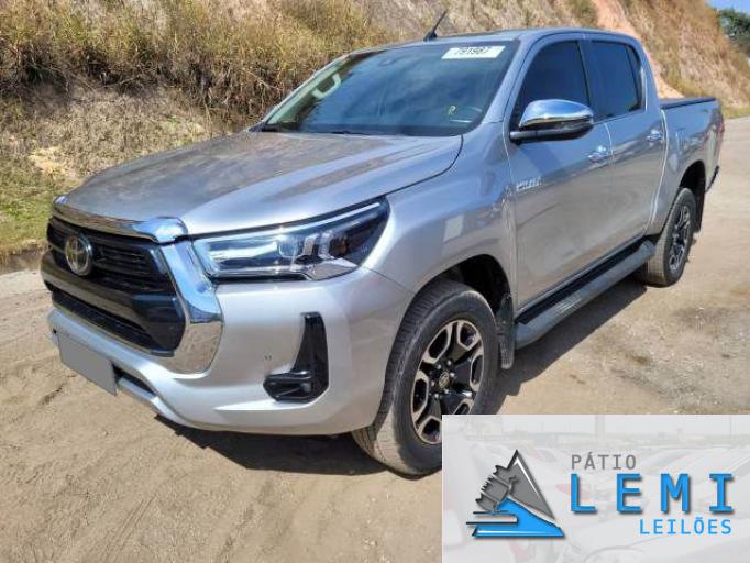 TOYOTA HILUX 21/21 TOYOTA HILUX 21/21