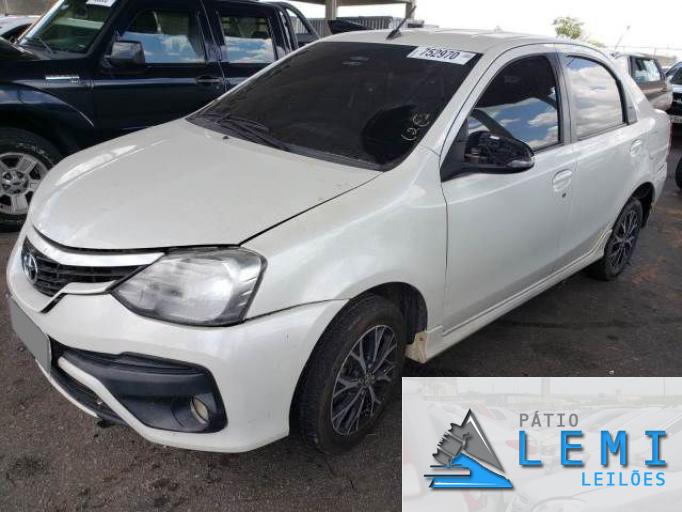 TOYOTA ETIOS SEDAN 16/17 TOYOTA ETIOS SEDAN 16/17