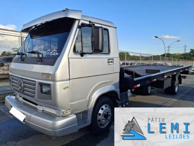 VOLKSWAGEN 8-150 E WORKER 05/05