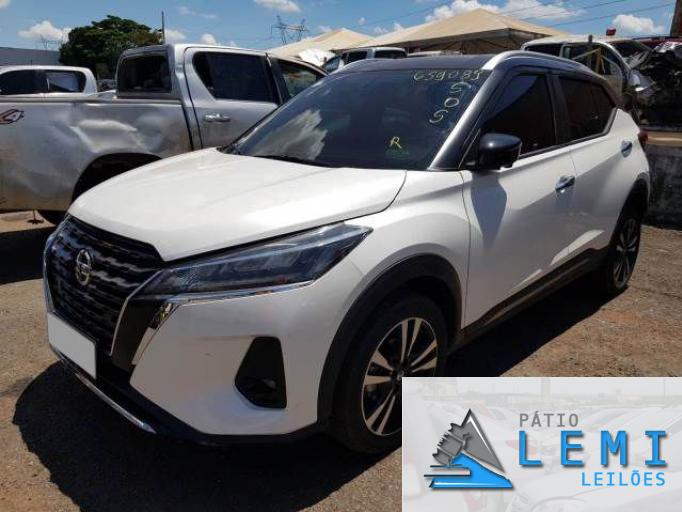 NISSAN KICKS 21/22 NISSAN KICKS 21/22