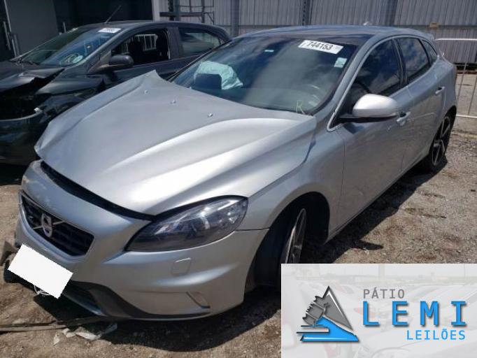 VOLVO V40 15/16 VOLVO V40 15/16